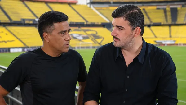 Farías y Aquiles Alvarez en el Monumental