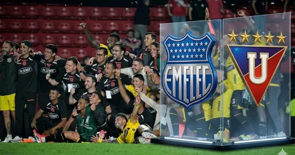 Barcelona SC con escudos de Emelec y Liga de Quito