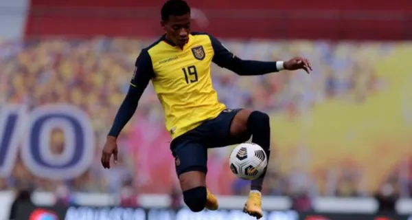 A Gonzalo Plata le sobra talento y marca la diferencia cuando se pone la camiseta de la Selección Ecuatoriana. Pese a ello sigue siendo suplente y los hinchas preguntan a Gustavo Alfaro hasta cuándo se dará esta decisión