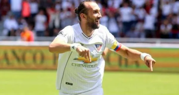 A Hernán Barcos lo han cuestionado por su pasado en Liga de Quito, y lo llegaron a decir mercenario porque se fue a Cruzeiro por dinero. El Pirata rompió el silencio