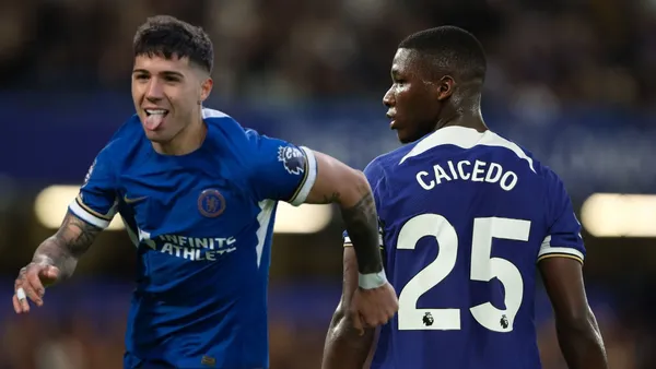 A nada de navidad la prensa inglesa sigue hablando de Moisés Caicedo