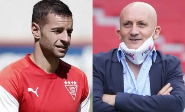 Adrián Gabbarini sorprendió a mas de una con sus cantos para el estratega Pablo Repetto