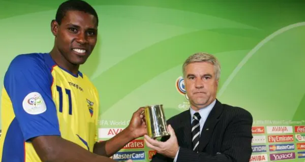 Agustín Delgado es el goleador histórico de la Selección Ecuatoriana y aprovechó su popularidad para su aprovechar en su nuevo trabajo