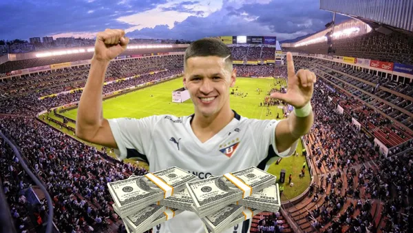 Alex Arce festejando el gol.