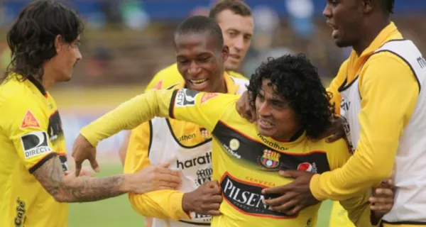 Alex Colón estuvo en Barcelona SC pero tuvo poca trascendencia. Hoy mira en donde juega