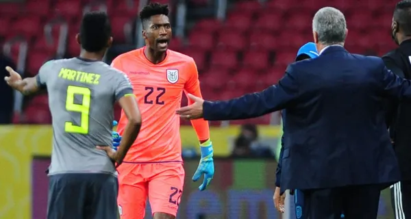 Alexander Domínguez se pone como uno de los jugadores fijos para el Mundial con la Selección Ecuatoriana