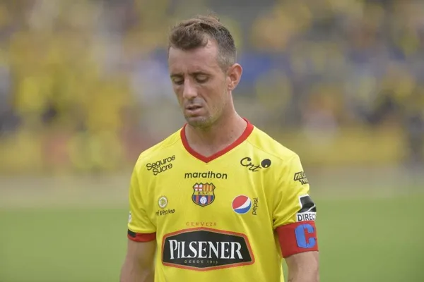 Alfaro Moreno toma recaudos ante los jugadores que podrían desestabilizar su periodo de mandato