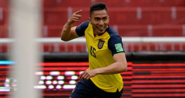 Ángel Mena es uno de los jugadores que podría cambiar de equipo en México, ya que Tigres mira con buenos ojos su incorporación