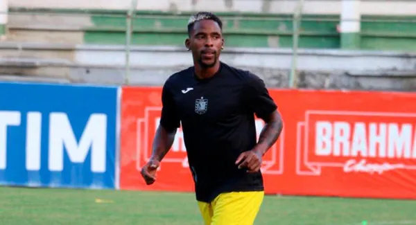 Anthony Bedoya seguirá su carrera en el fútbol del exterior