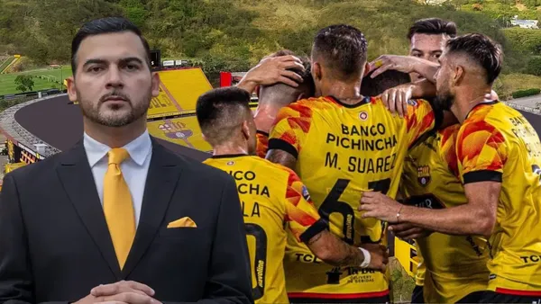 Antonio Álvarez y jugadores de Barcelona SC (Foto tomada de: Barcelona SC/API)