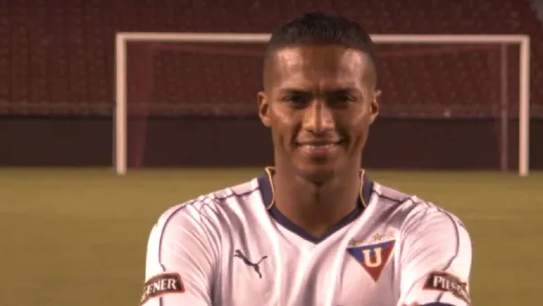 Antonio Valencia demostró que le guarda un cariño muy especial a Liga de Quito