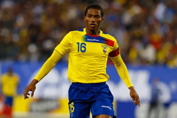 Antonio Valencia demostró que sería fundamental en la Selección de Ecuador