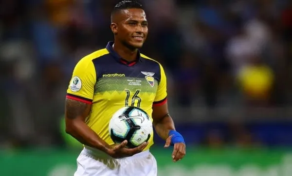 Antonio Valencia fue descartado por River Plate y Boca Juniors, sin embargo su empresario haría un intento para que lo fiche otro grande de Argentina