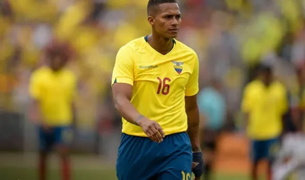 Antonio Valencia no ha definido su futuro luego de salir de Liga de Quito y ahora su futuro es incierto ¿qué rumbo le espera?
