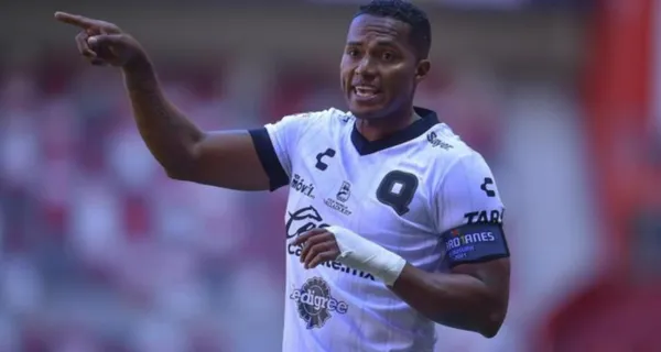 Antonio Valencia tiene la oportunidad de poder acrecentar su fortuna porque está inmiscuido en dos nuevos trabajos que le pueden dejar varios millones de dólares así como beneficios grandes
