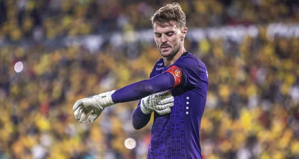 Apareció el doble de Javier Burrai y sorprendió lo que hacen los aficionados cuando lo ven