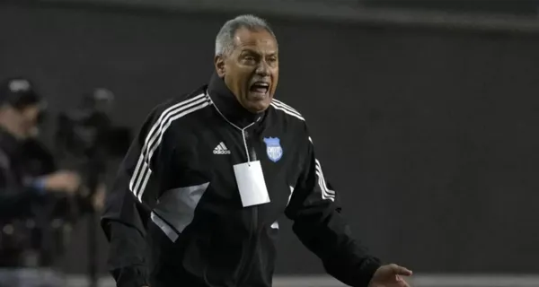 Apenas llegó a Emelec y la decisión que tomaron con Hernán Torres