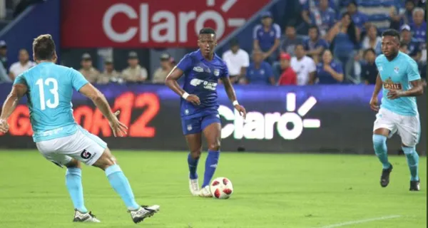 Apenas en Sporting Cristal se enteraron que les tocaba contra Emelec empezaron a sufrir