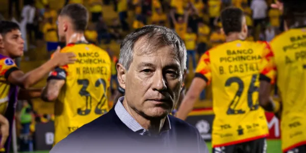 Ariel Holan durante cotejo de Barcelona SC (Fuente: Hola News / Barcelona SC)