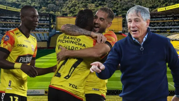 Ariel Holan y los jugadores de Barcelona SC en el Estadio Monumental (Foto tomada de: Barcelona SC/API)