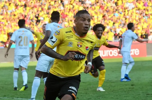 Arroyo no se cambiará de club la próxima temporada