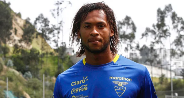 Arturo Mina fue uno de los jugadores implicados en la selección ecuatoriana, con el tema del Piso 17, y su representante se lo defendió