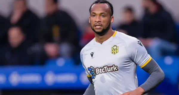 Arturo Mina pasó de ser finalista de la Copa Libertadores con Independiente del Valle a un jugador desaparecido y lo último que se supo es que en Turquía su equipo negociaba su salida