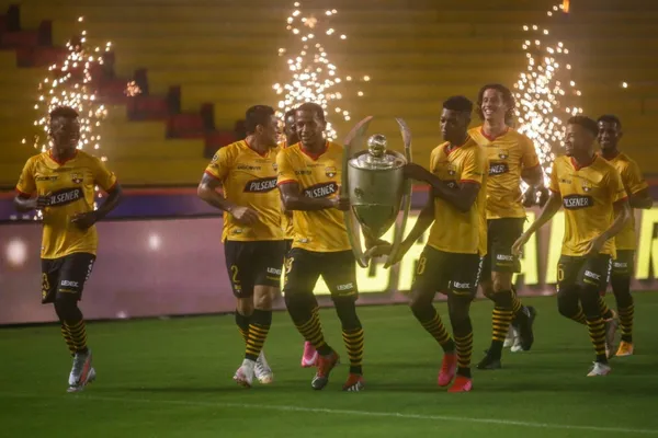 Aún no empieza la temporada y el "Ídolo" ya tiene complicaciones