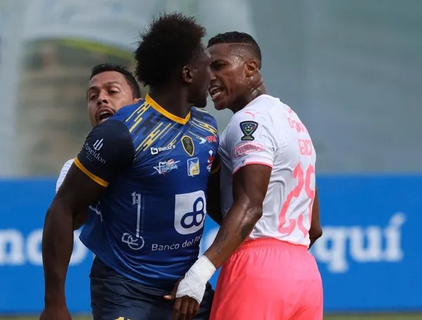 Aún se sigue hablando de la última jugada en la final entre Liga de Quito y Delfín SC