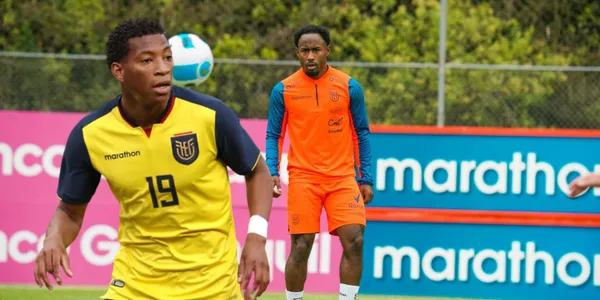 Aunque no esté, John Yeboah sigue pensando en La Tri