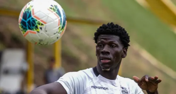 Aunque no jueguen en Barcelona SC, ambos jugadores tiene contrato con el equipo y como acuerdo de salida a Olmedo pagan sus salarios