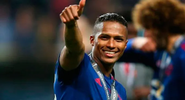 AV25 tuvo una reacción imperdible