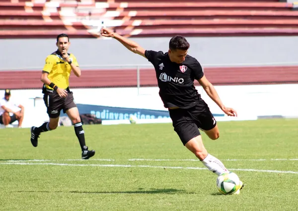 Balda se mandó un golazo en el empate 2x2 de Atlas frente a Xolos