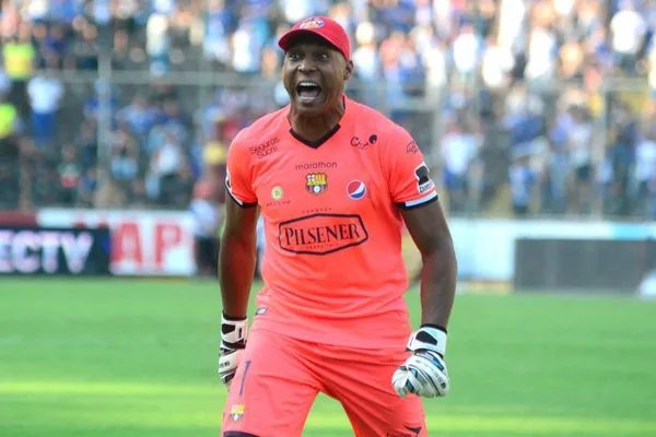 Banguera estuvo en el predio de entrenamiento de los Toreros