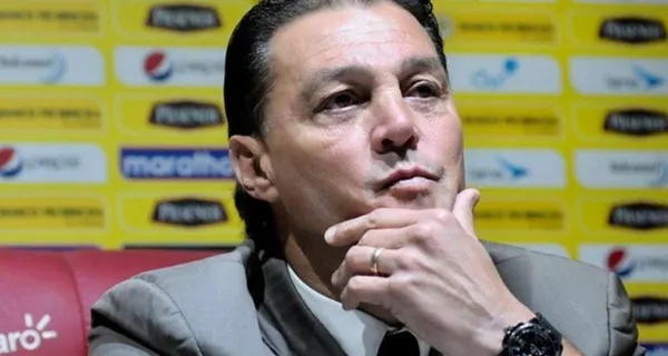 Barcelona SC empató ante Emelec en un polémico partido que deja a los de Ismael Rescalvo a un punto de ser finalistas y respondió Alfaro Moreno