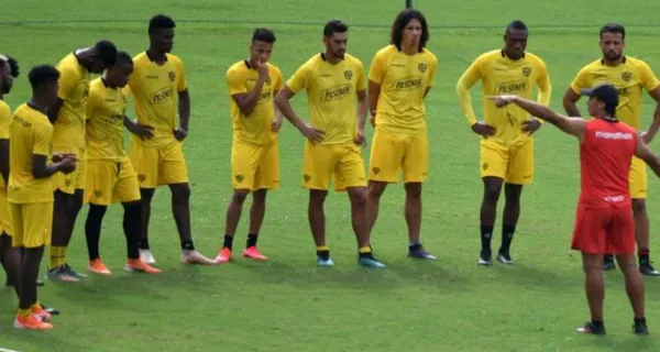 Barcelona SC no pasa por un gran momento financiero y Alfaro Moreno mencionó que reducirán su presupuesto por lo que hay jugadores que no podrán ser retenidos así como otros vendidos para sacar dinero y seguir reduciendo el millonario déficit que tienen