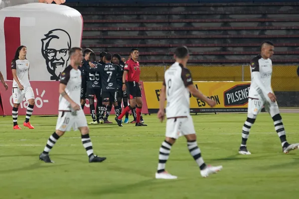 Barcelona SC no pasó del empate con Independiente del Valle y quedó sin posibilidades en la primera etapa de la LigaPro