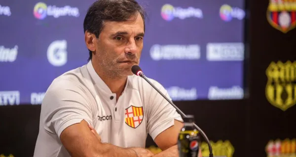 Barcelona SC perdió el invicto en Copa Libertadores y recibió goles, por lo que el entrenador decidió darles un jalón de orejas a los jugadores que no dieron la talla