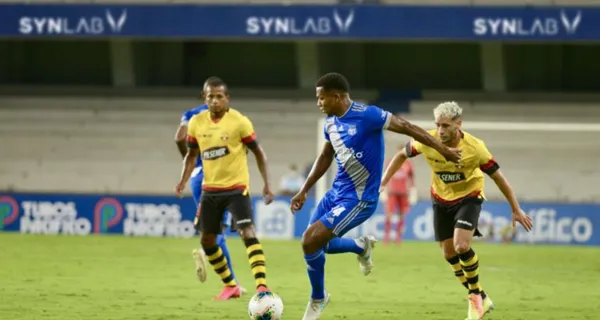 Barcelona SC no pudo imponerse a Emelec en el Clásico del Astillero pese a que tenían un hombre más. Así decidieron justificarse
