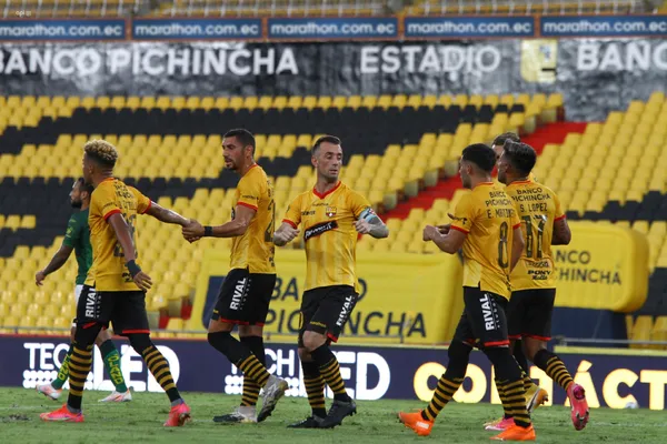 Barcelona SC se adelantó en el marcadorcon un gol de penal que fue totalmente válido