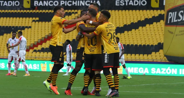 Barcelona SC tendrá el calendario apretado y se juega su pase a la final de la Copa Libertadores así como no alejarse del primer puesto de la Segunda Etapa en Liga Pro A. Ante Deportivo Cuenca jugará el viernes