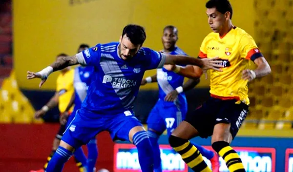 Barcelona SC y Emelec, un año más luchan por ganar su primer título internacional