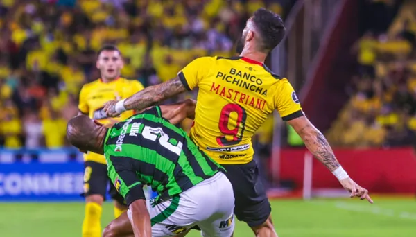 Barcelona tiene graves problemas en ese sector del terreno de juego y América MG aprovechó