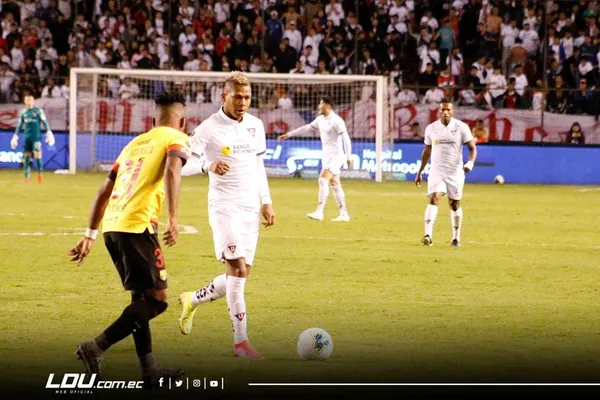 Billy Arce llegó a Liga de Quito para esta temporada, y por la pandemia de Covid-19 tuvo una para como el resto del equipo pero sorprendió por su aspecto