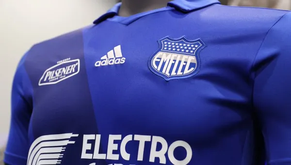 Boca y Emelec viste la misma marca