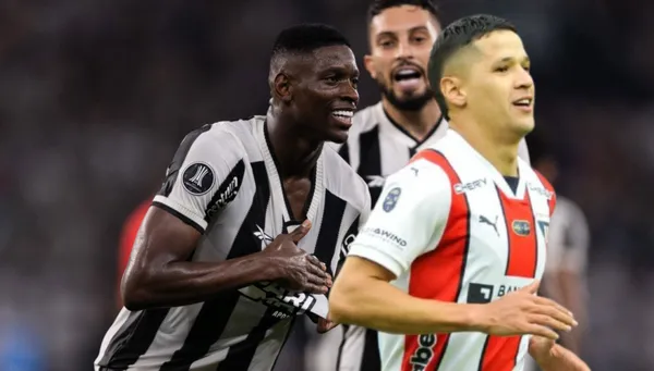 Botafogo y Alex Arce