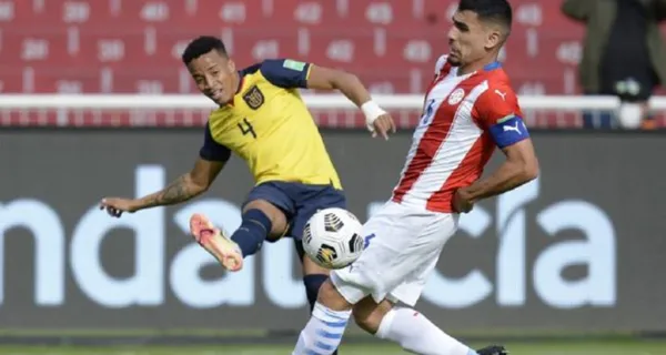 Byron Castillo no estuvo desde el arranque en la Selección Ecuatoriana y desde Guayaquil han lanzado el grito en el cielo porque en su lugar alinearon a José Hurtado contra Chile
