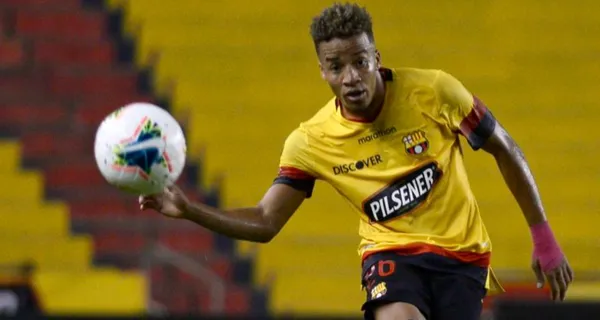 Byron Castillo tendría las horas contadas en Barcelona SC por su buen rendimiento y el jugador habría tomado una decisión que ayuda al club