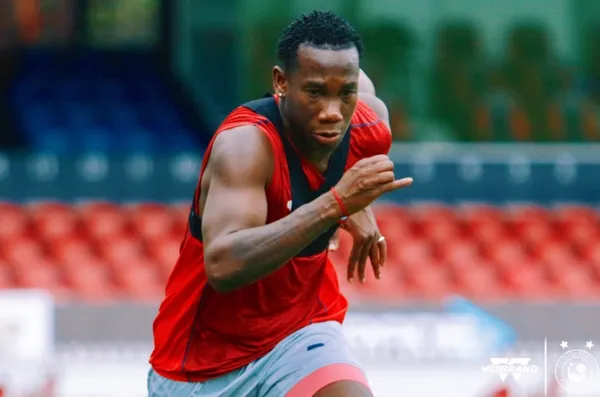 Caicedo mantiene contrato con la U