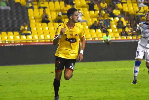 Campana podría jugar este 2020 en la Premier League